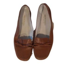 NWOB Bruno Magli leather loafers